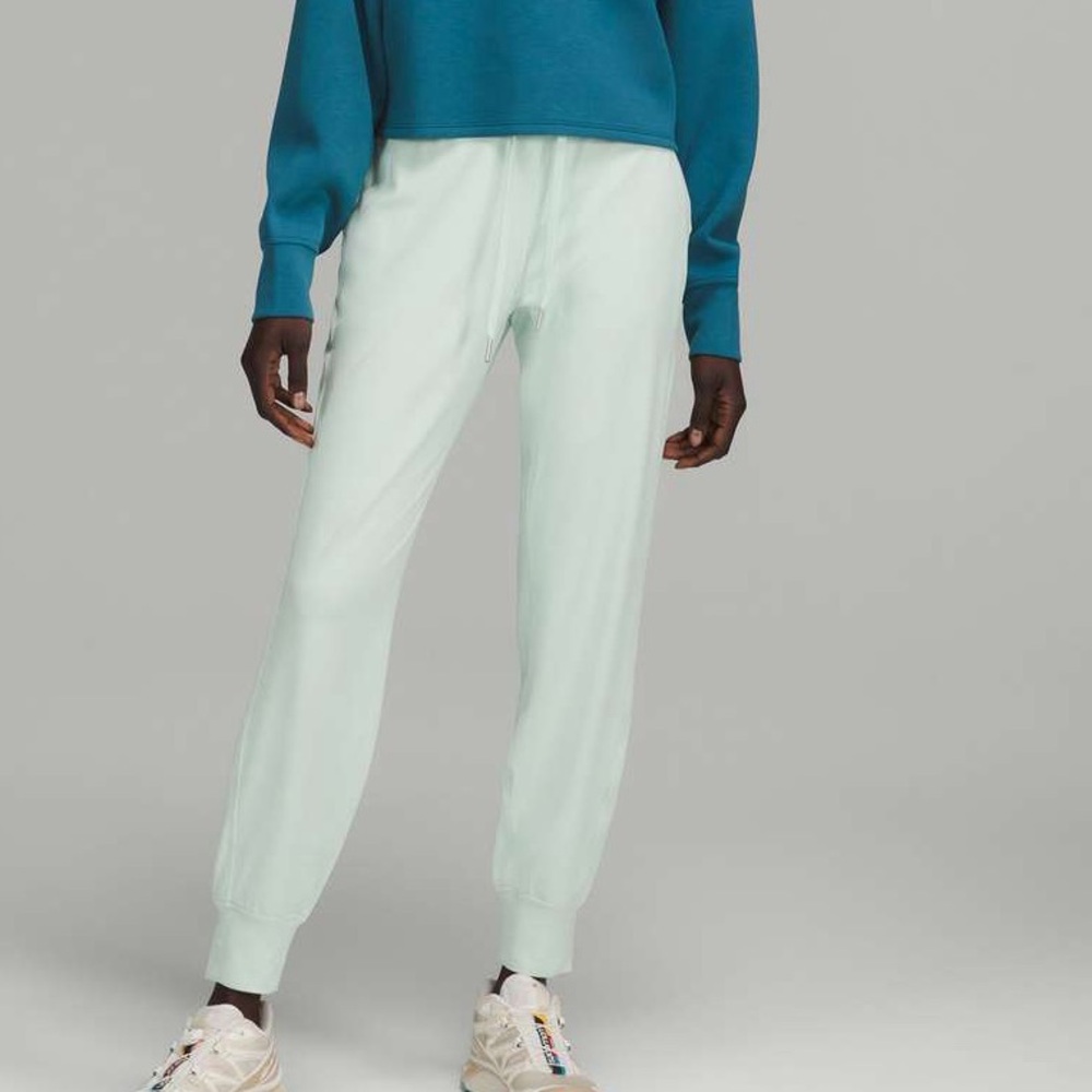 Lululemon Ready to Rulu High-Rise Jogger